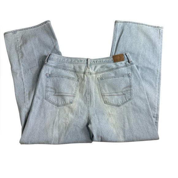 American Eagle Wide Leg Crop Jeans Light Wash - Picture 3 of 6